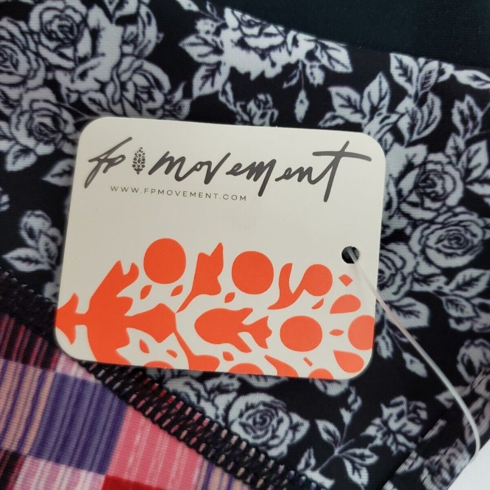 Free People Movement Daredevil Bra Size XS - Picture 2 of 6